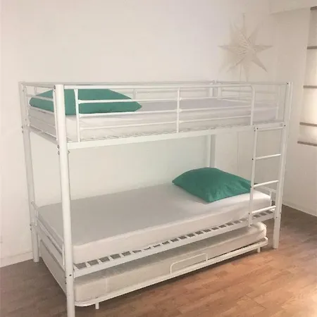 Apartment Sur Mer: Spacieux Et Climatisé