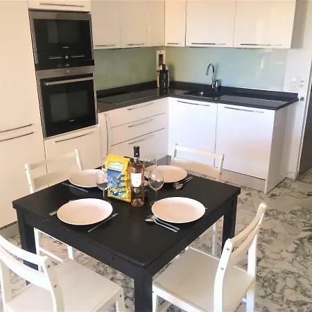 Sur Mer: Spacieux Et Climatisé Apartment Beaulieu-sur-Mer